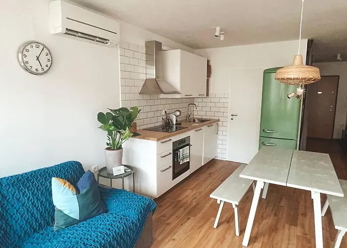 Apartma Chic Trnovo Hideaway For 5, Family Friendly Ljubljana